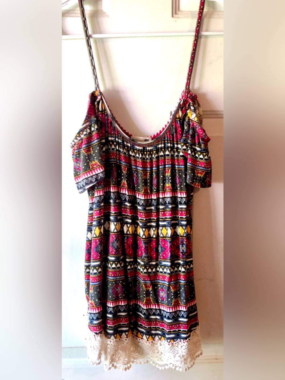 L.A. Hearts Pink Gray Boho Print Spaghetti Strap Cold Shoulder Crochet Hem Top L